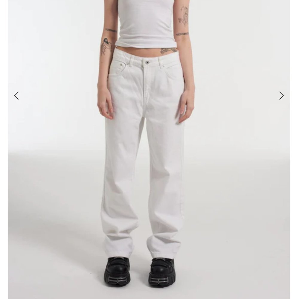 The Ragged Priest signature Dad Jean in white wash